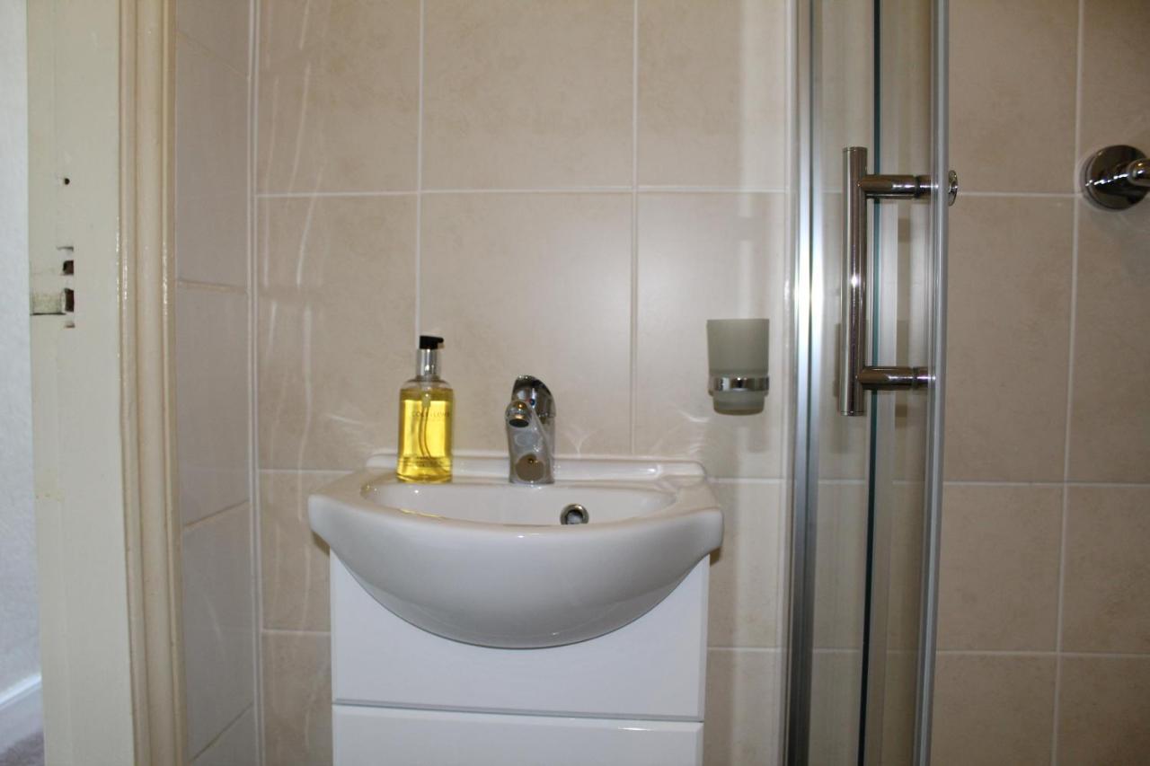 The Bay House Lake View Guest House - Adults Only Bowness-on-Windermere Exteriör bild