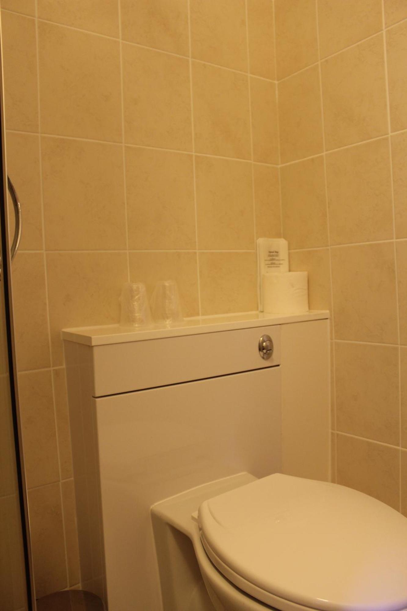 The Bay House Lake View Guest House - Adults Only Bowness-on-Windermere Rum bild