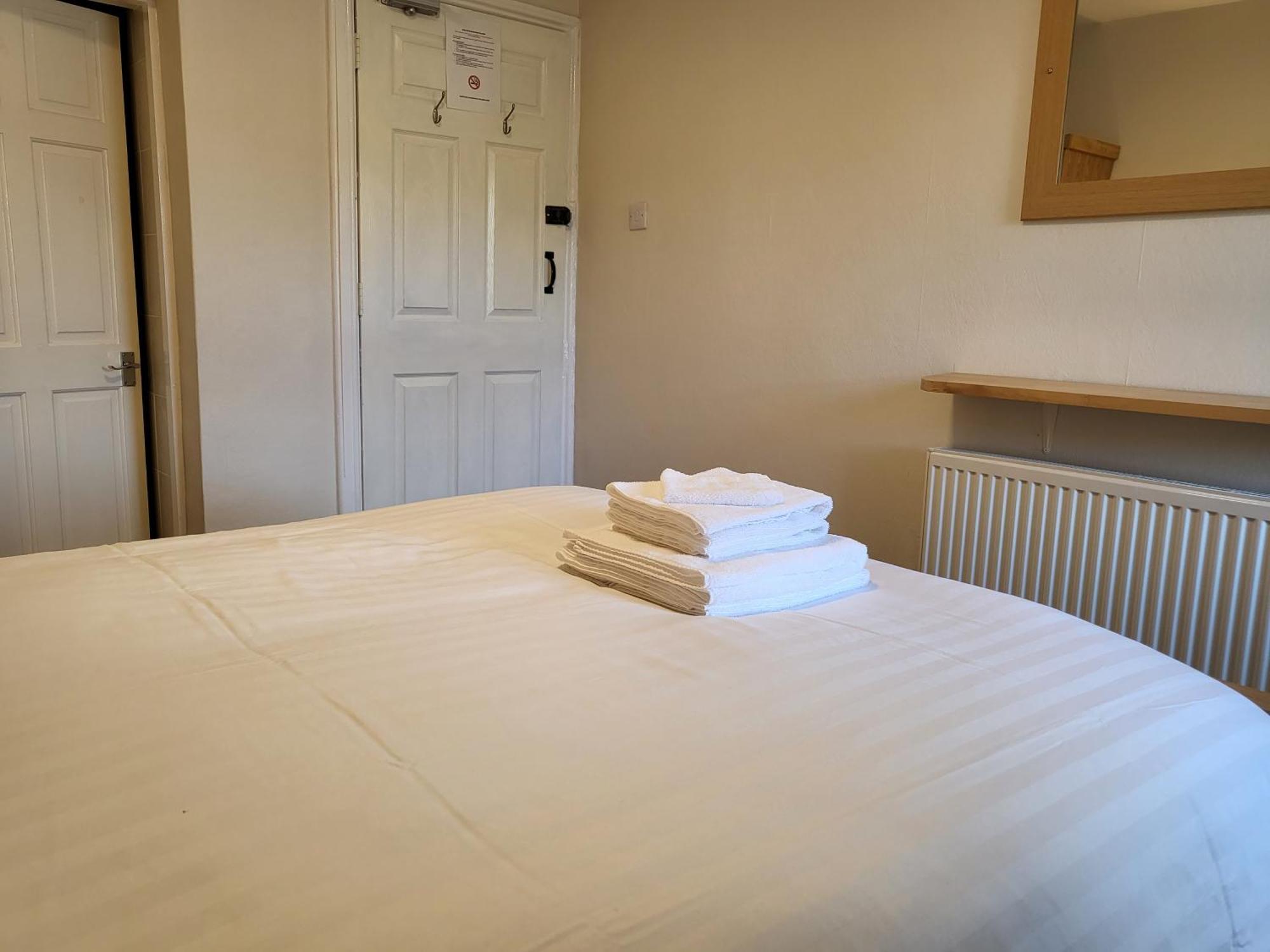 The Bay House Lake View Guest House - Adults Only Bowness-on-Windermere Rum bild