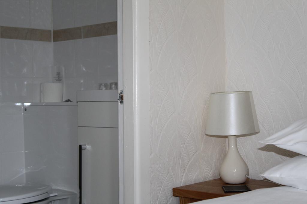 The Bay House Lake View Guest House - Adults Only Bowness-on-Windermere Rum bild