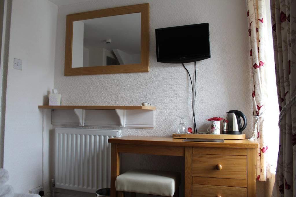 The Bay House Lake View Guest House - Adults Only Bowness-on-Windermere Exteriör bild